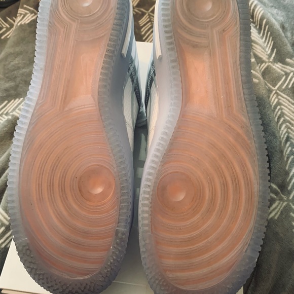 Air Force 1 react QS SIZE11.5 - Picture 10 of 12